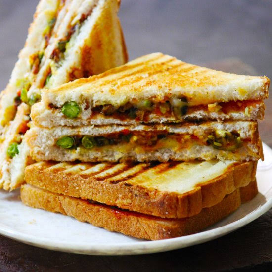 MIXED VEG SANDWITCH